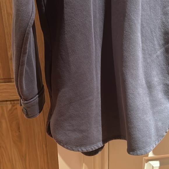 Lazy pants grey women’s button up shacket small - Picture 8 of 8